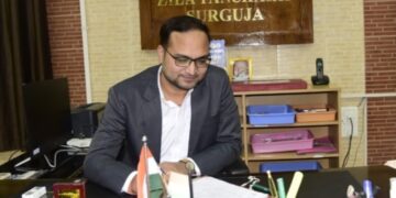 जिला पंचायत सीईओ विनय अग्रवाल ने ली प्रधानमंत्री आवास योजना (ग्रामीण) की समीक्षा बैठक